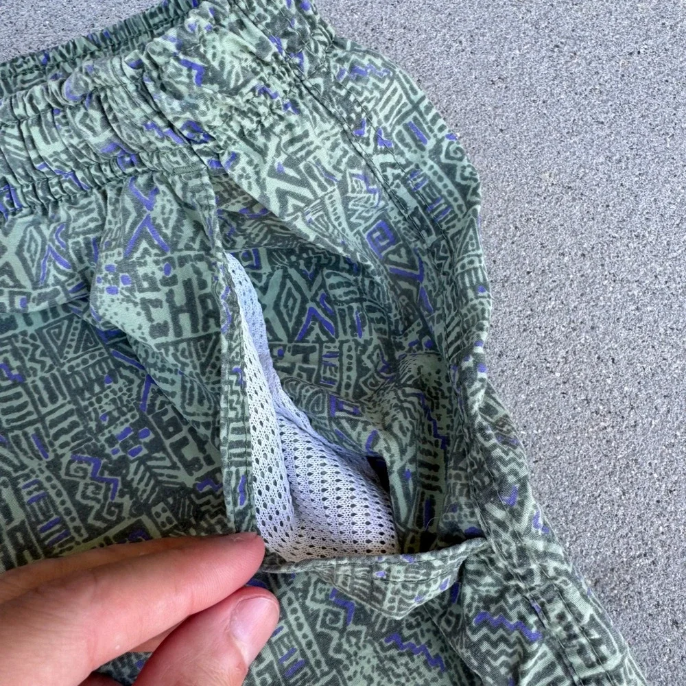 Gotcha Vintage Mens Swim Trunks Green Purple Tribal Print Mesh Lined Size 30